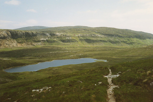 Photo 6"x4" The Cul Mor path Knockan\/NC2110 c1989