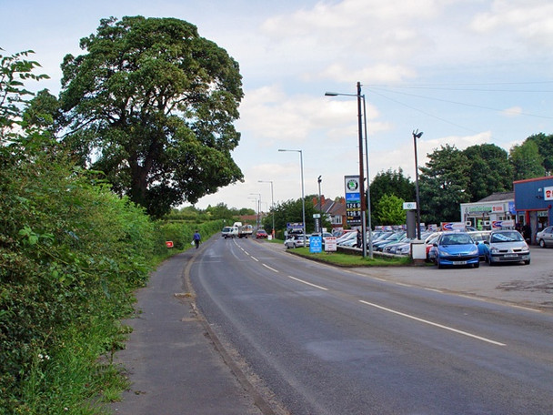 Photo 6"x4" Ferriby High Road Swanland c2008