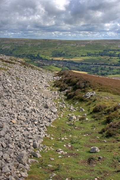 Photo 6"x4" Iron Age Earthworks Grinton c2008