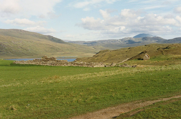 Photo 6"x4" Remains of Sandwood farm Druim na Buainn c1990