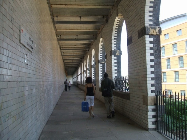 Photo 6"x4" Walkway from the former Low Level Station Wolverhampton c2008