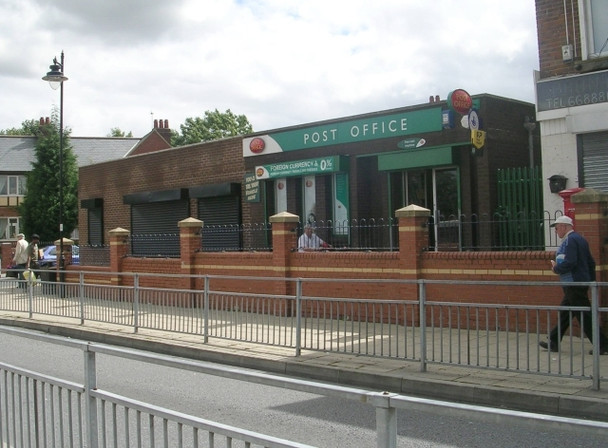 Photo 6"x4" Post Office - Fryston Road Airedale\/SE4525 c2008