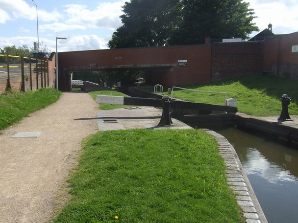 Photo 6"x4" Dudley No 1 Canal - Delph Lock No1 Brierley Hill\/SO9286 c2008