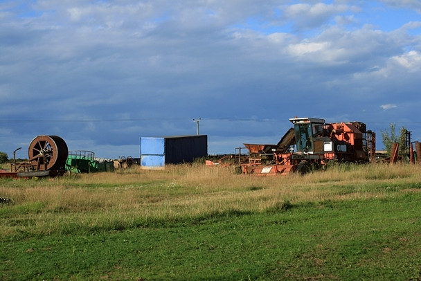 Photo 6"x4" Agricultural ironmongery Saxton c2008