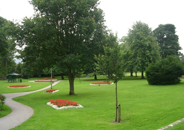Photo 6"x4" Grange Park - Main Street, Burley Burley in Wharfedale c2008