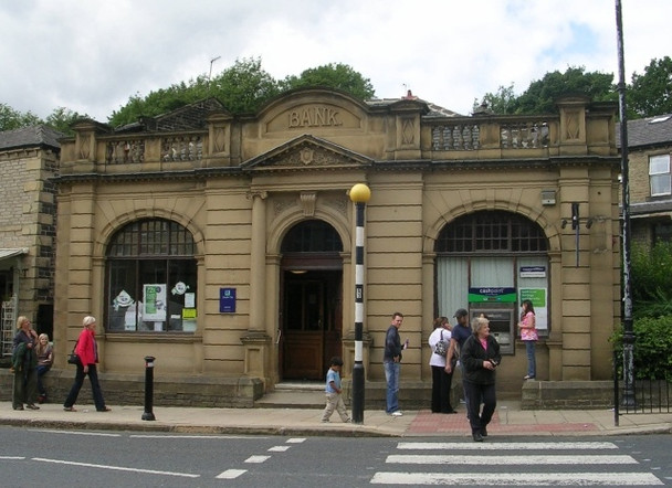 Photo 6"x4" Lloyds TSB - New Street, Slaithwaite Clough Head\/SE0815 c2008