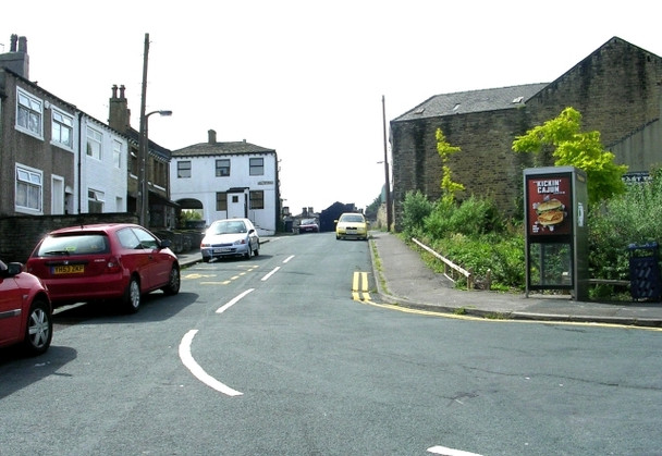 Photo 6"x4" Brow Road - Paddock Huddersfield c2008