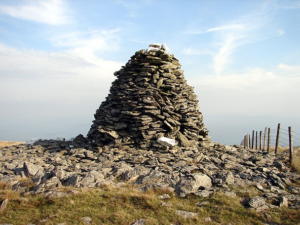 Photo 6"x4" A close-up of the cairn on Trum Gelli Dolgoch\/SH6504 c2006