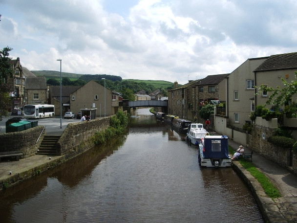 Photo 6"x4" Leeds and Liverpool Canal Skipton c2008
