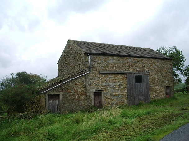 Photo 6"x4" Roadside barn Elslack c2008