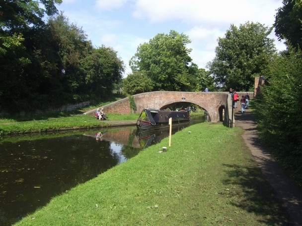 Photo 6"x4" Staffs & Worcs Canal - Aldersley Bridge Claregate c2008