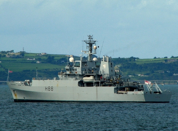 Photo 6"x4" HMS 'Enterprise' off Bangor Bangor\/J5081 c2008 P1