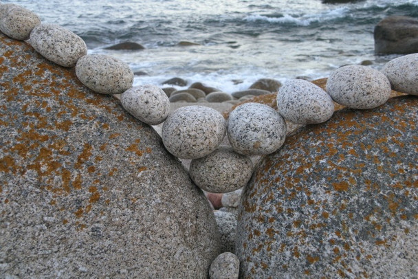Photo 6"x4" Rock Art (2) Lethegus Rocks c2004