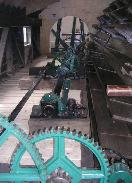 Photo 6"x4" Winding Gear for Sluice Gate - Claverton Pumping Station Warleigh c2008