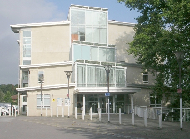 Photo 6"x4" N Wiltshire District Council Offices - Monkton Hill Chippenham\/ST9173 c2008