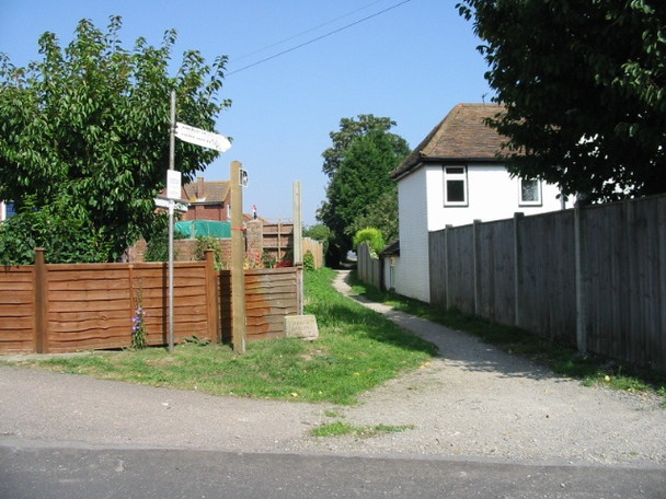 Photo 6"x4" Footpath from Eythorne to Barville Road Eythorne c2008