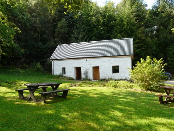Photo 6"x4" Picnic area Inverfarigaig c2008