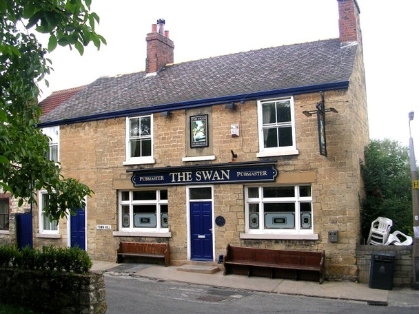 Photo 6"x4" The Swan - Town Hill, Bramham Bramham c2008