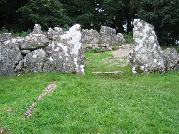 Photo 6"x4" A square building at Din Lligwy Brynrefail\/SH4886 c2008