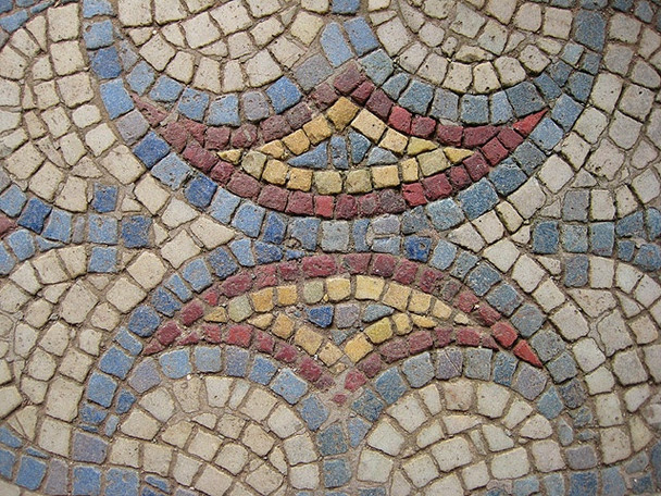 Photo 6"x4" Floor mosaic detail, St Catherine's Hoarwithy c2008