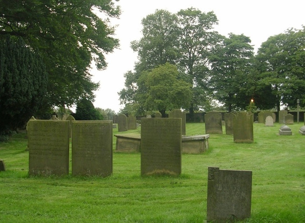 Photo 6"x4" All Saints Graveyard - Church Causeway, Thorp Arch Thorp Arch c2008