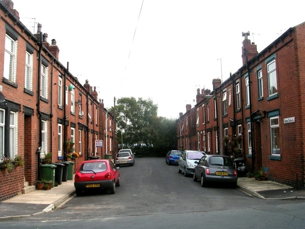 Photo 6"x4" Dobson Terrace - Burton Avenue Hunslet c2008