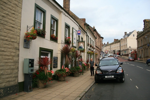 Photo 6"x4" The Queens Head Berwick-upon-Tweed c2008