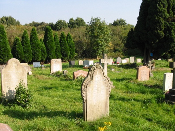 Photo 6"x4" Cemetery opposite the baptist chapel Swanley\/TQ5168 c2008