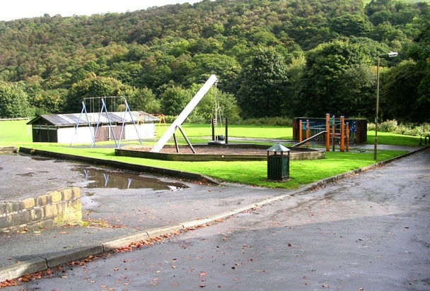 Photo 6"x4" Playground - Halifax Road, Kebroyd Kebroyd c2008