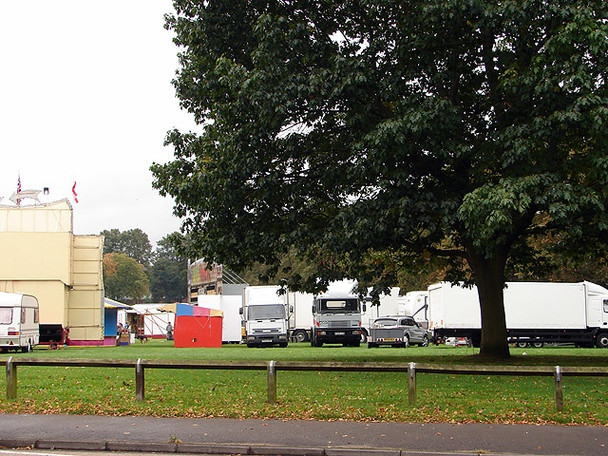 Photo 6"x4" Travelling Fairground at Butt's Close Hitchin c2008