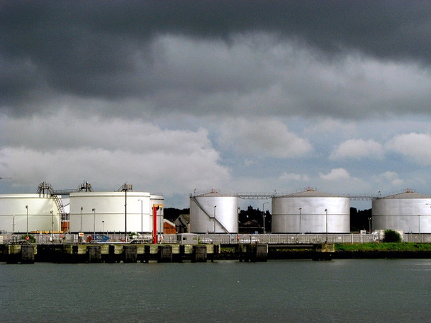 Photo 6"x4" Oil Storage Tanks, Belfast Belfast c2008 P1