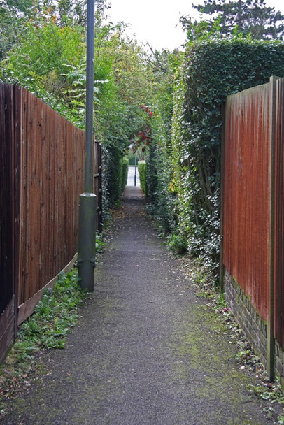 Photo 6"x4" Footpath to Cornwood Close Finchley c2008