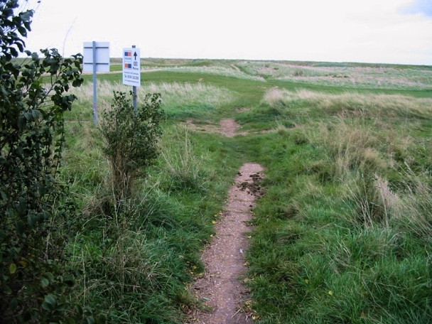 Photo 6"x4" Footpath to the beach across Royal Cinque Ports golf course Sandwich Bay Estate c2008