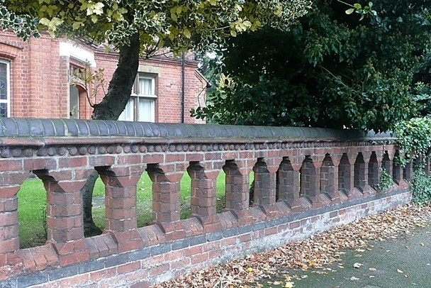 Photo 6"x4" Reading brickwork Reading c2008