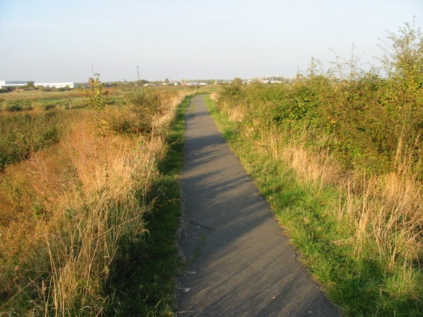 Photo 6"x4" The Stour Valley Walk towards Sandwich Bay Sandwich c2008