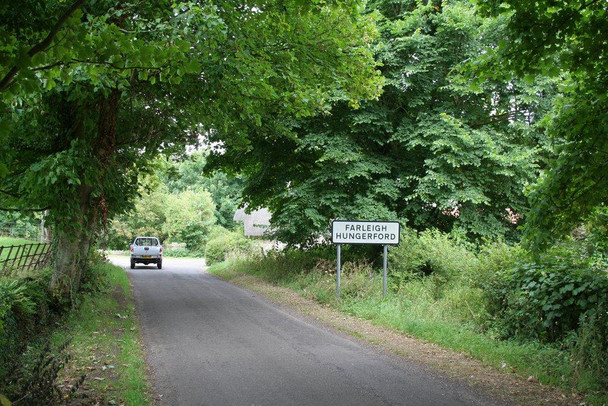 Photo 6"x4" Village sign, Farleigh Hungerford Farleigh Hungerford c2008