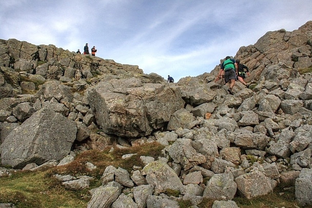 Photo 6"x4" Approaching the Summit Pike of Blisco c2008