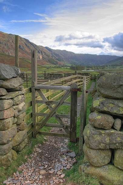 Photo 6"x4" Sheepfold, Oxendale Stool End c2008 P1
