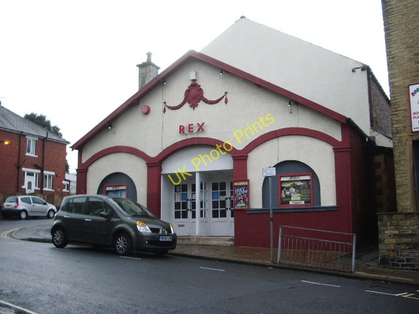 Photo 6"x4" The Rex Cinema, Coronation Street, Elland Elland c2008