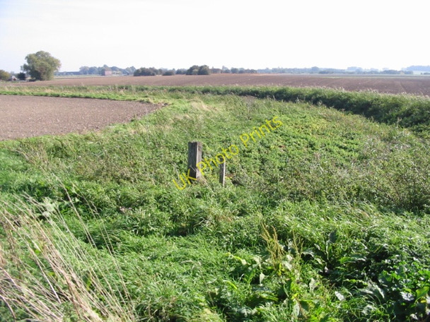 Photo 6"x4" Drainage ditch across the farmland Wall End\/TR2363 c2008