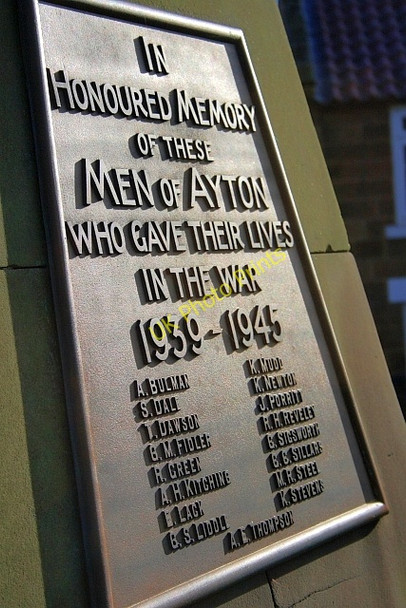 Photo 6"x4" War Memorial Langbaurgh c2008
