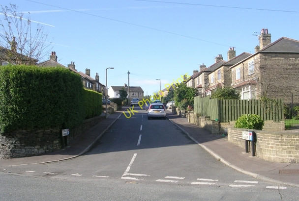 Photo 6"x4" Townley Avenue - Law Lane Elland c2008