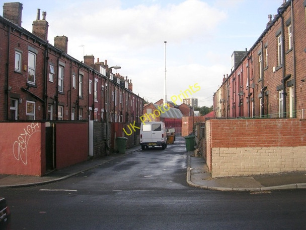 Photo 6"x4" Back Salisbury View - Armley Armley c2008