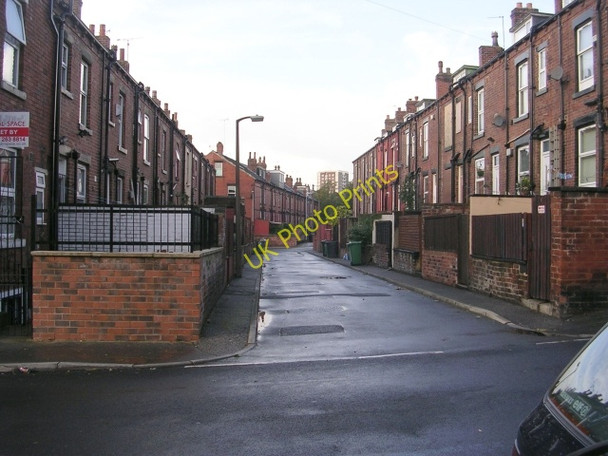 Photo 6"x4" Back Salisbury Grove - Armley Armley c2008