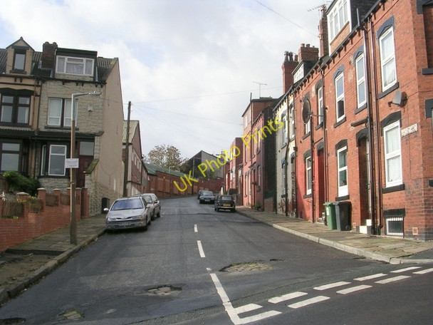 Photo 6"x4" Arksey Terrace - Armley Armley c2008