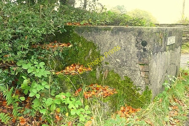 Photo 6"x4" Mounting block at Yscaio Pentrefelin\/SN5923 c2008
