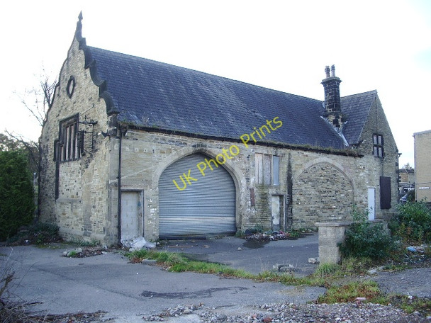 Photo 6"x4" Building on the corner of Wyke Old Lane and Bradford Road Brighouse\/SE1423 c2008