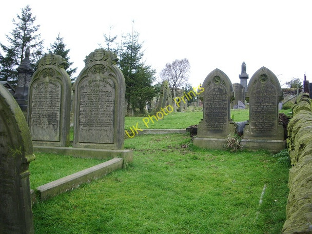 Photo 6"x4" Former Cloughfoot Independent Chapel, Graveyard Clough Foot c2008