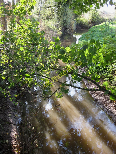 Photo 6"x4" Shadows on the Little Lugg Eau Withington c2008