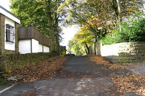 Photo 6"x4" Footpath leading to Marsh Lane - Bradford Road Birkenshaw\/SE2028 c2008